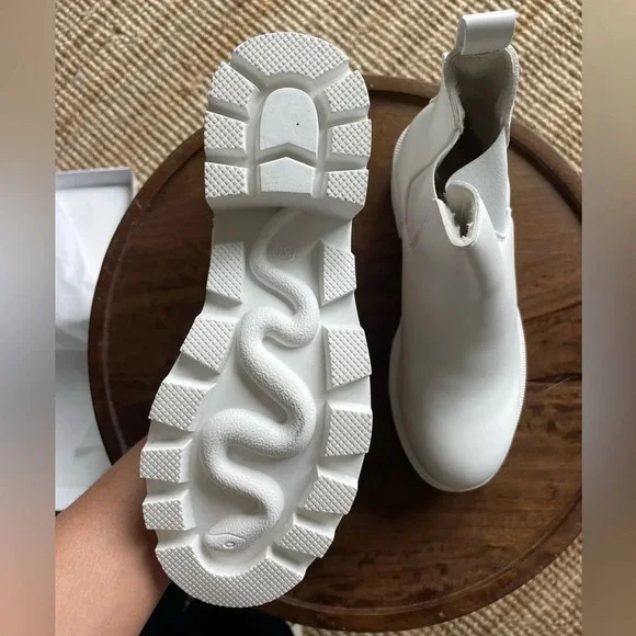 NEW White Chunky Platform Rubber Ankle Boots Size 7 - Picture 2 of 6